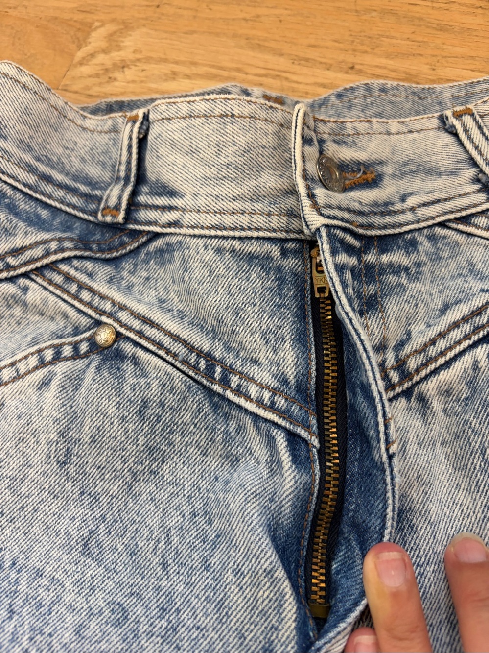 Vintage Levi’s 900 Series high rise bareback jeans size 24 - Picture 12 of 15
